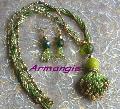 collier pompon vert