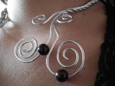 Collier "Tourniperles"