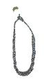 collier gris