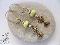 Miss libellule : Boucles d'oreilles chats et perles vertes en verr